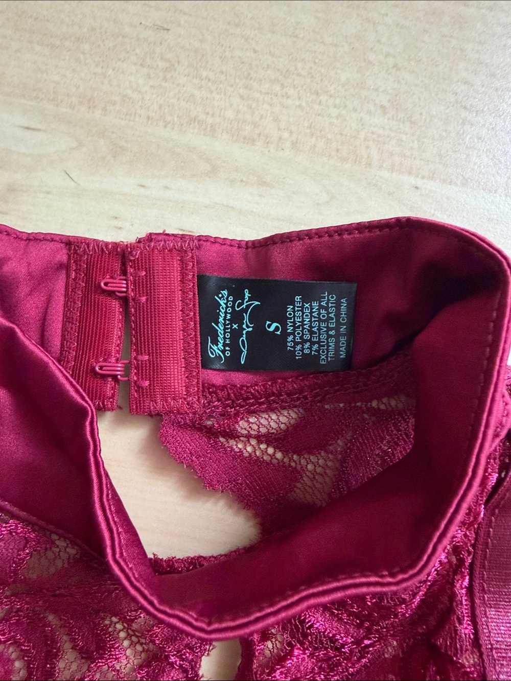 Frederick's of Hollywood Zayna Satin Lace 2-Pc Lingerie Set Burgundy Small - Picture 3 of 5